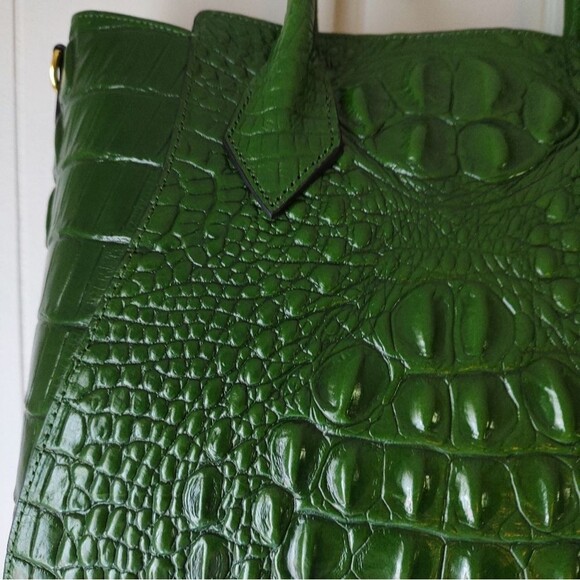 Green Croc Embossed Leather Satchel Shoulder Statement Bag. Quiet Luxury. - Picture 3 of 11